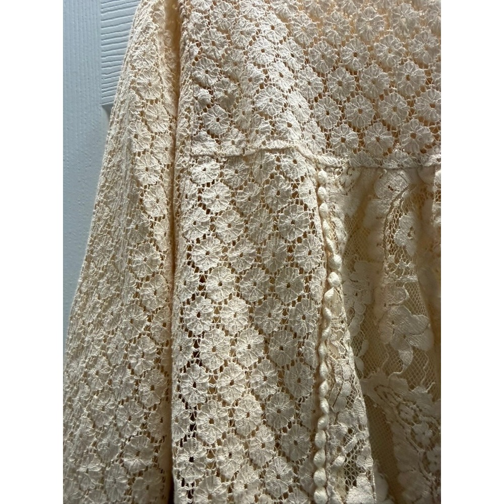 Torrid Mixed Lace High Neck Long Sleeve Blouse Beige Cream 2 2X Victorian - Picture 10 of 10